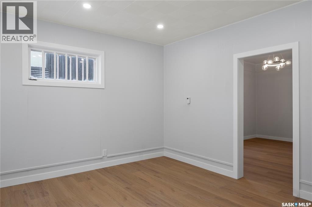 2111 OSLER STREET - 4