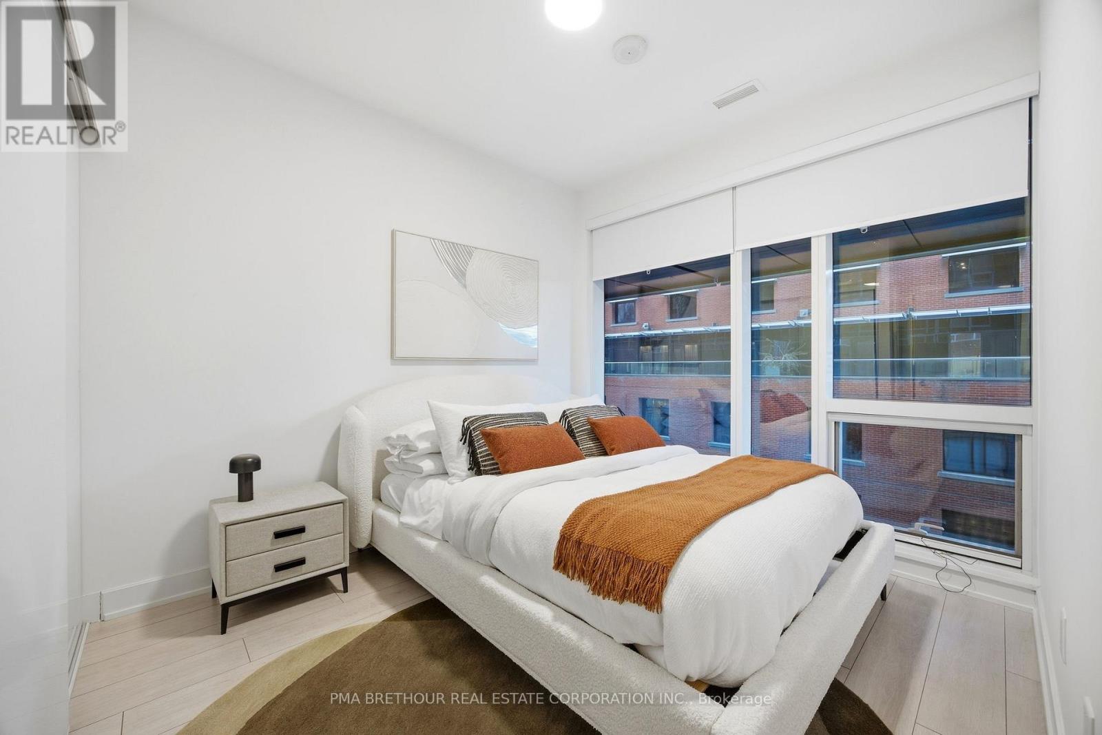 #518 15 MERCER STREET - 18