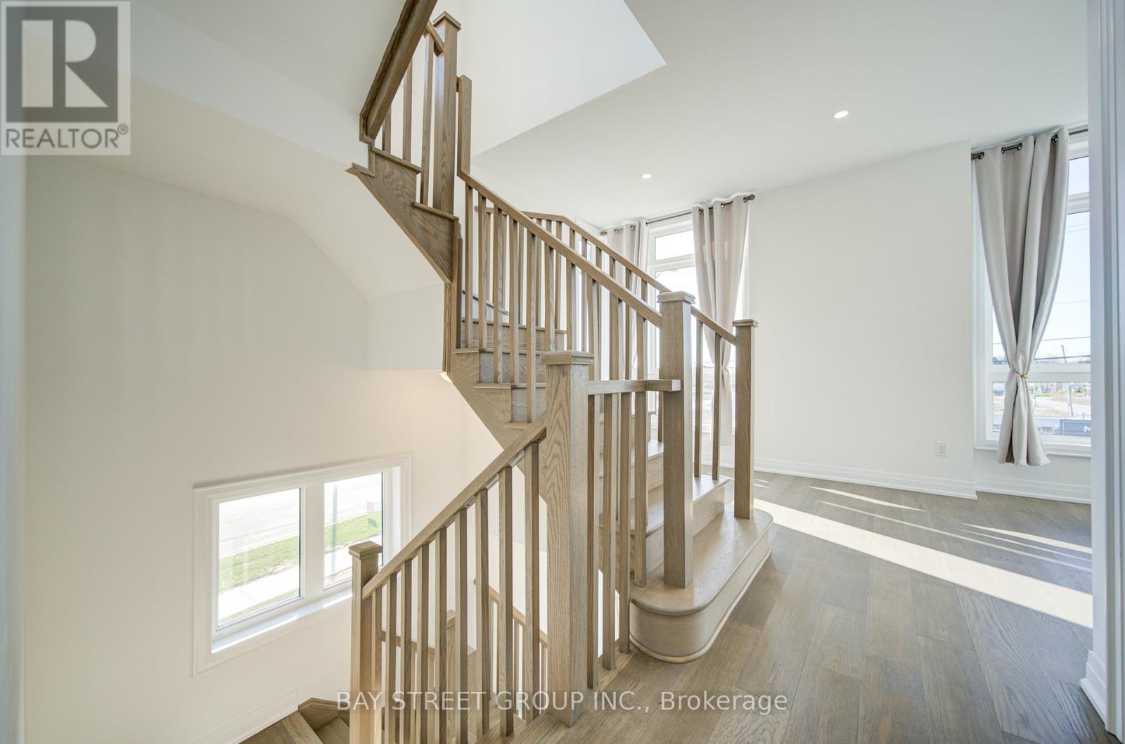 324 KING ROAD - 7
