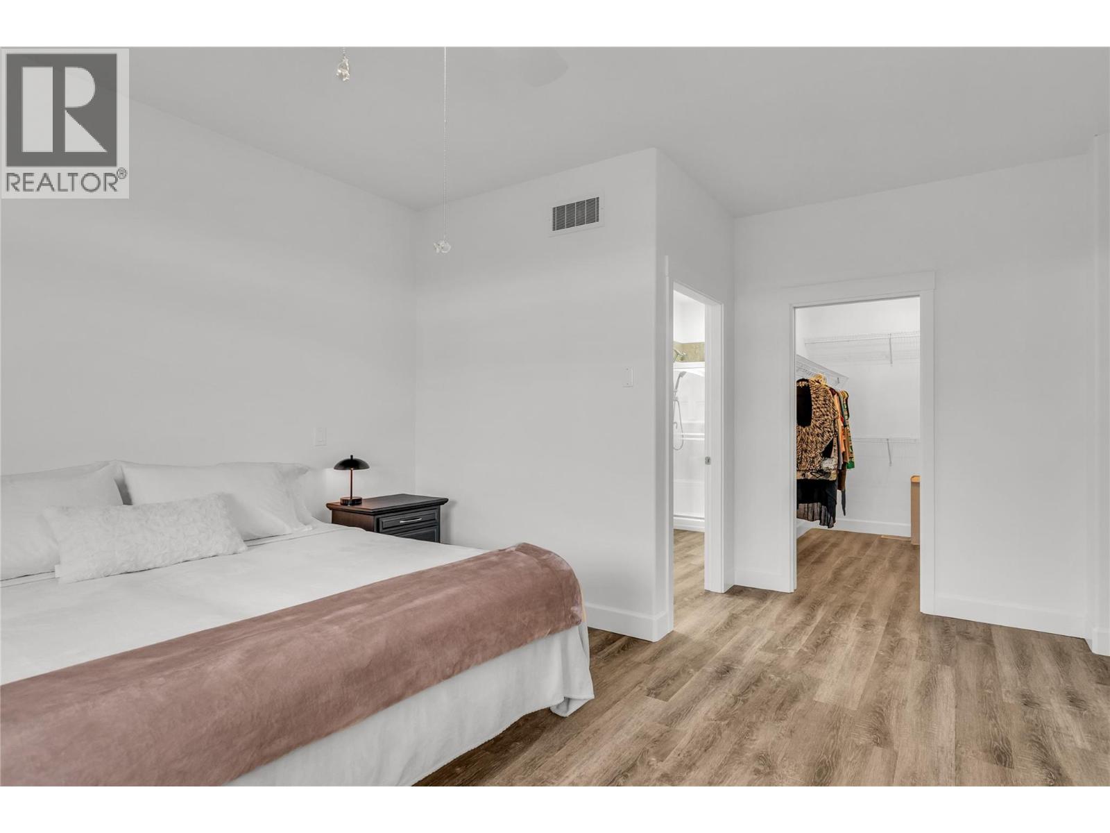 #153 4035 Gellatly Road S - 19