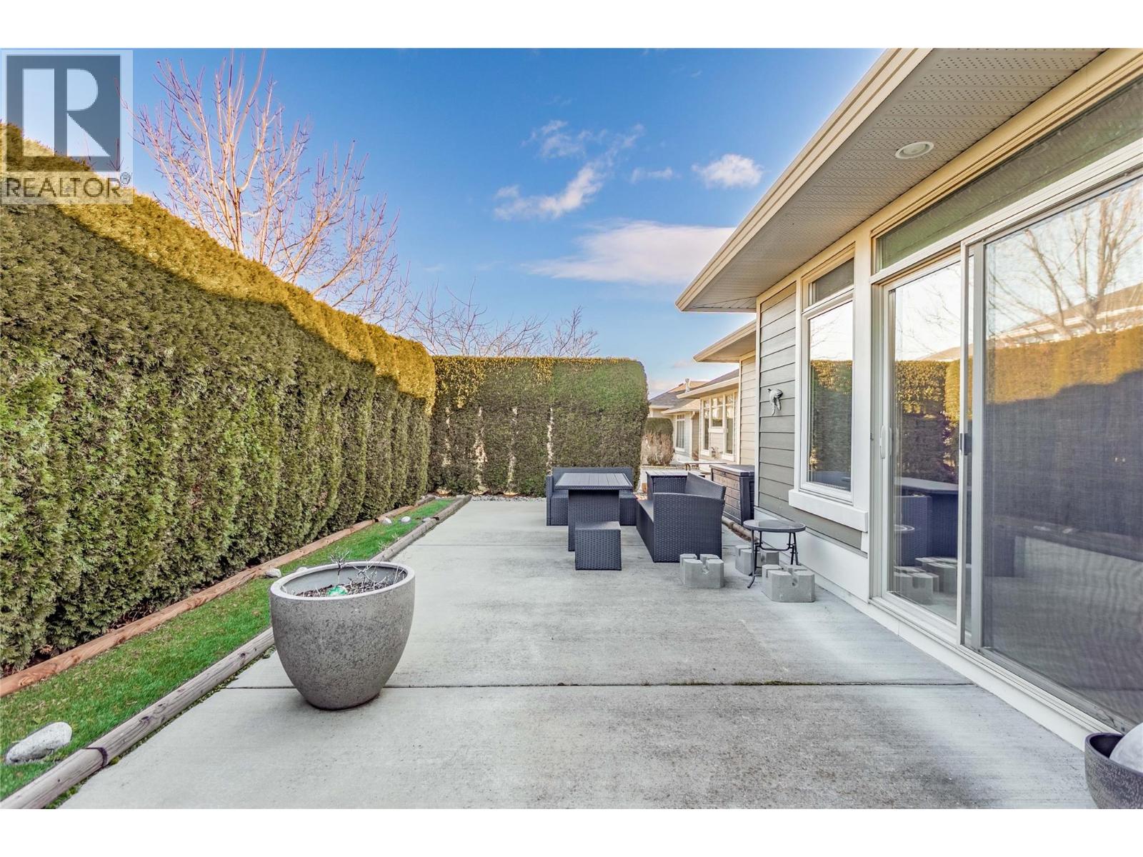 #153 4035 Gellatly Road S - 39