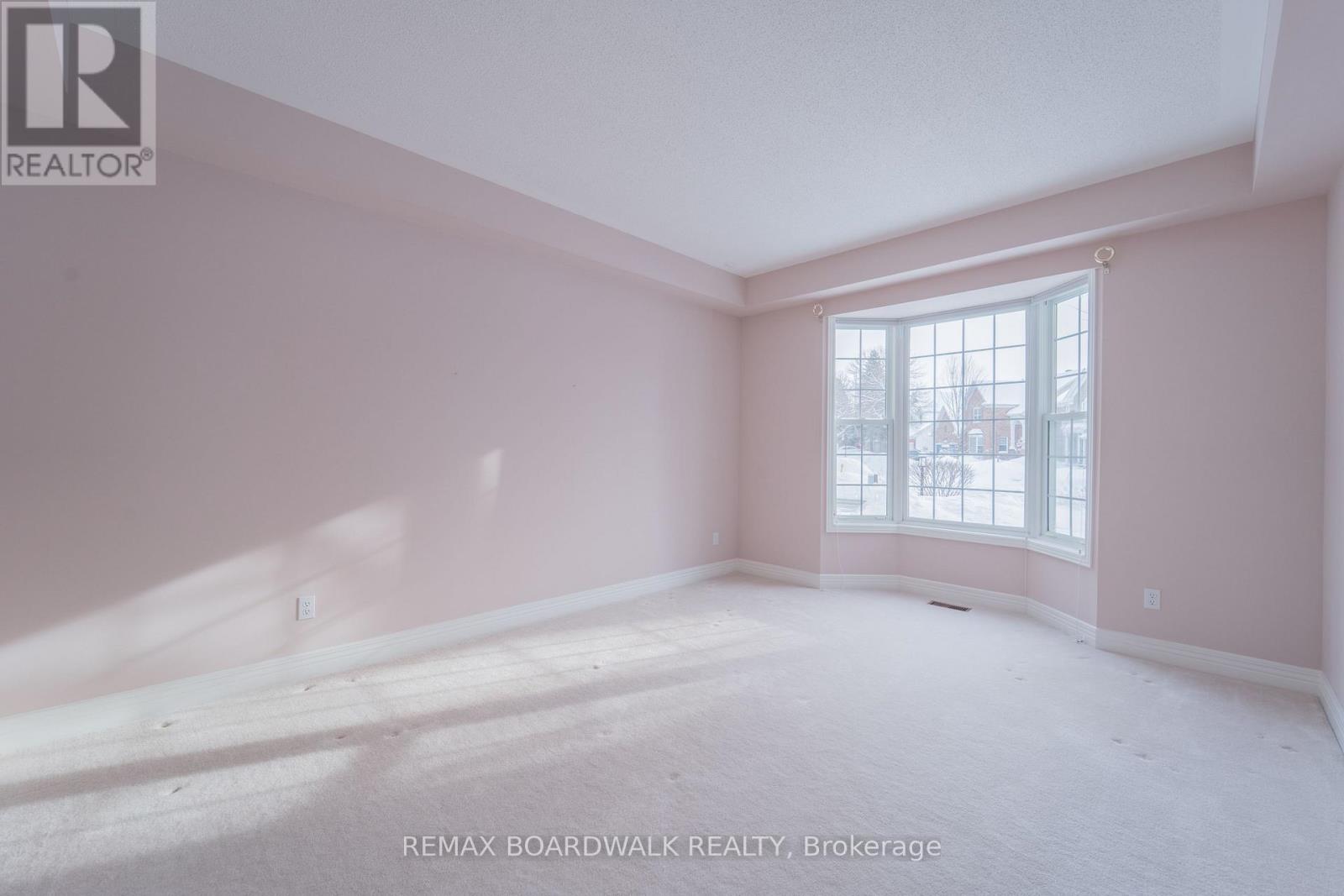 57 MATTAWA CRESCENT - 5