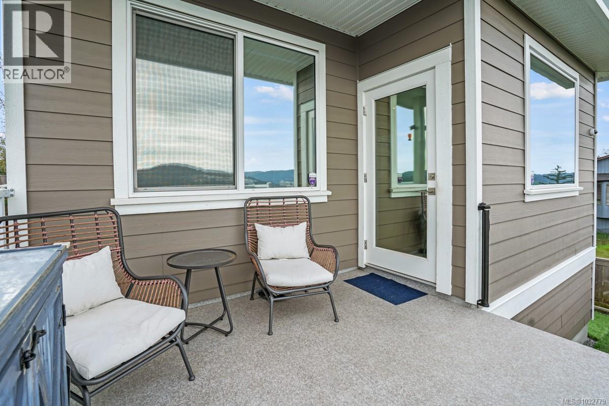  2562 Rosevista Place, Langford