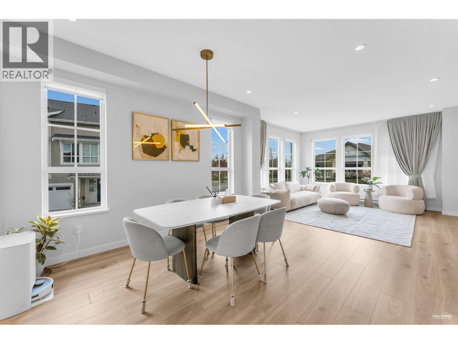 #103-5311 ADMIRAL Way, Delta