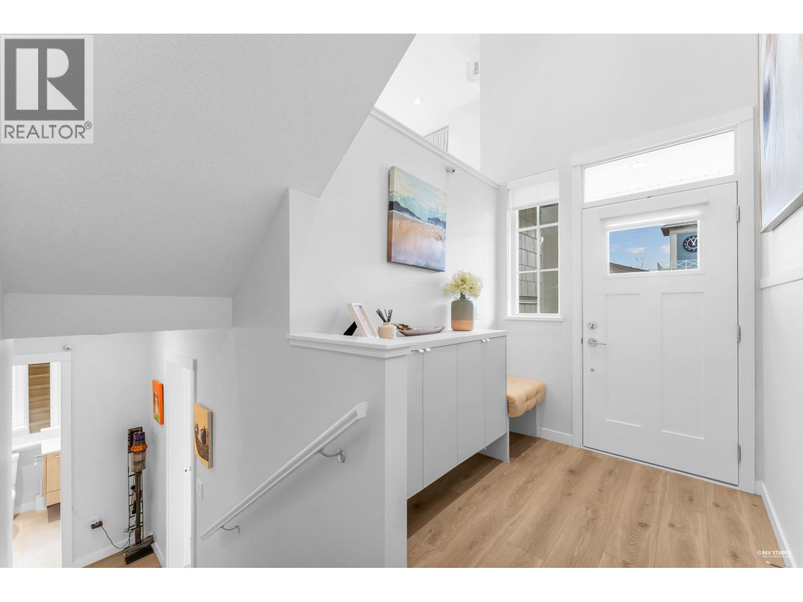 #103-5311 ADMIRAL Way, Delta