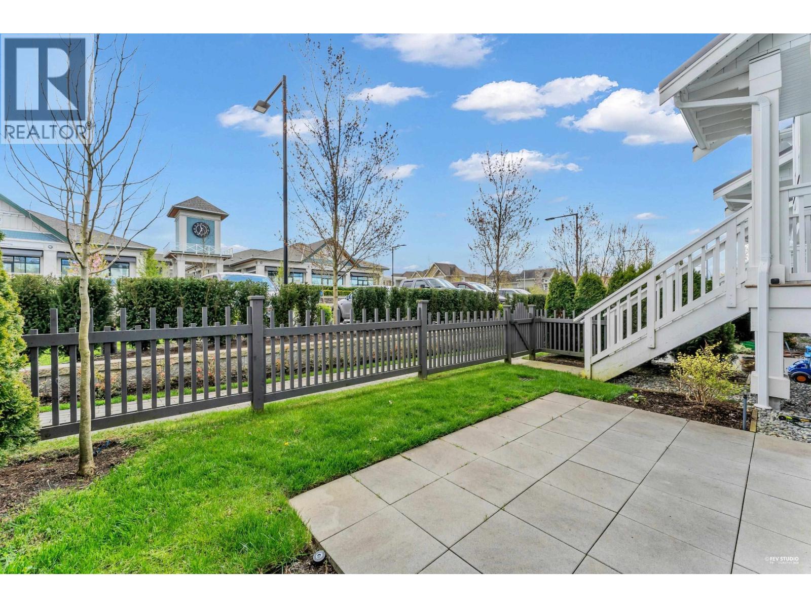 #103-5311 ADMIRAL Way, Delta