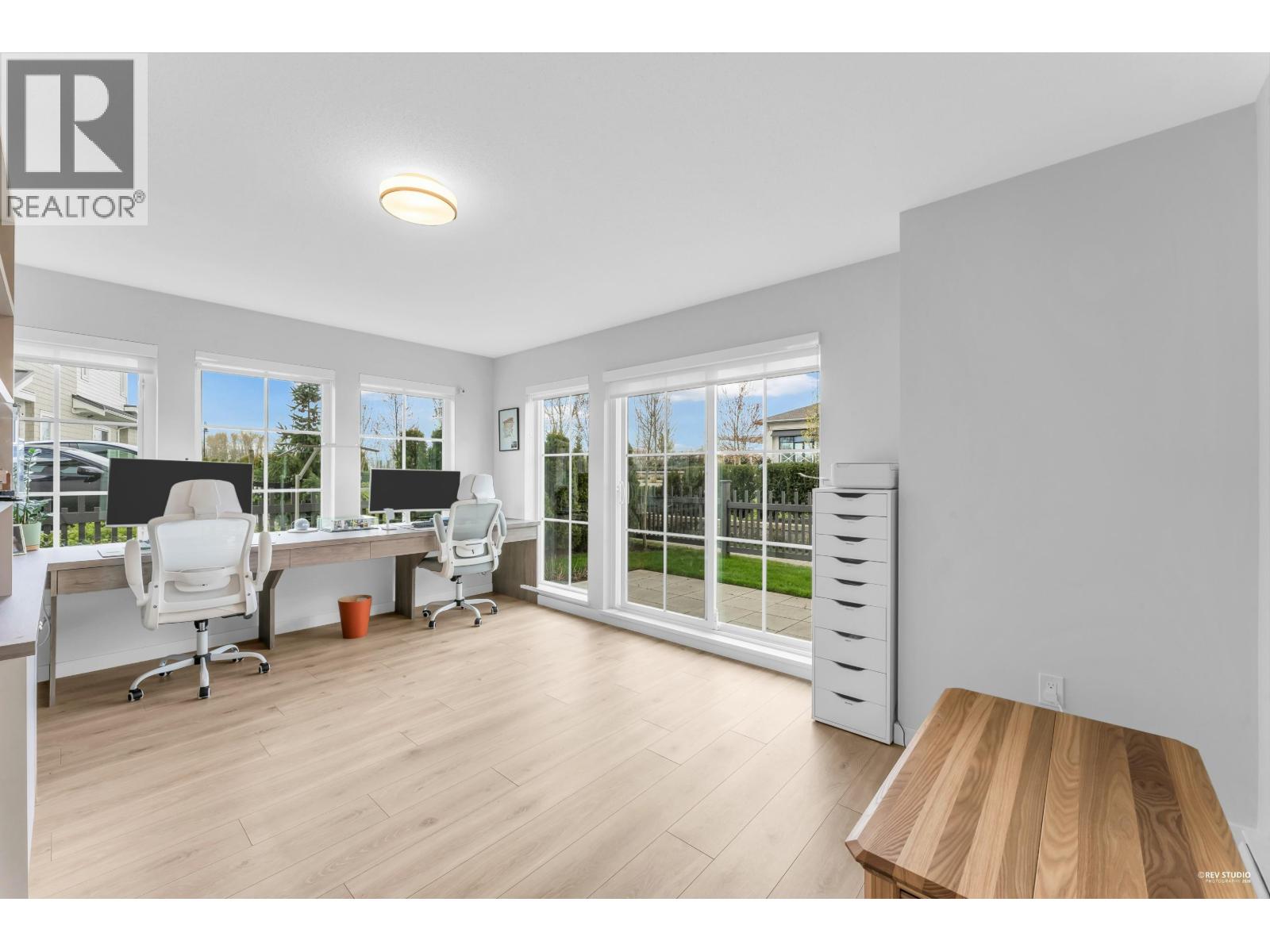 #103-5311 ADMIRAL Way, Delta