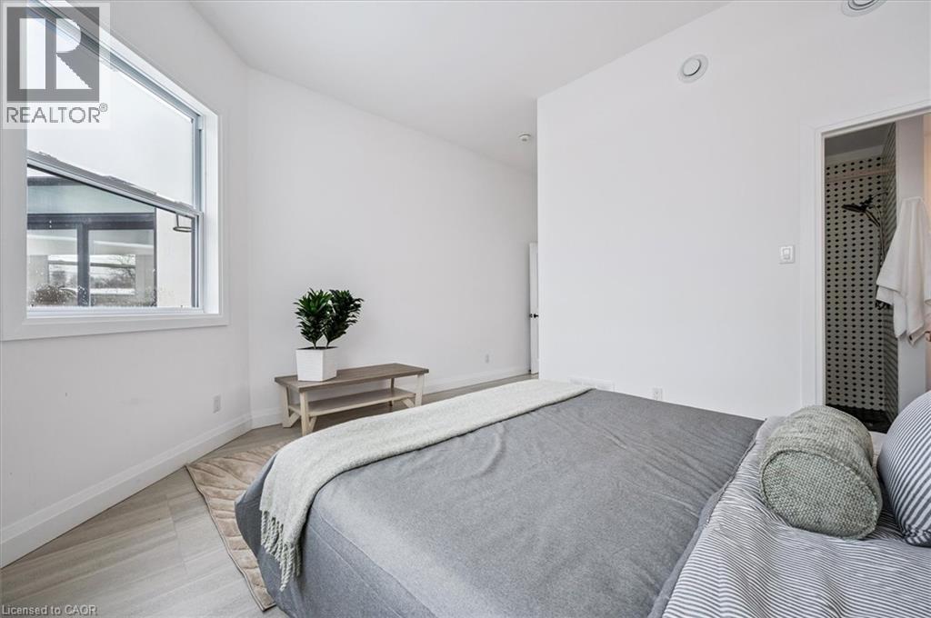149 WOOLWICH Street - 27
