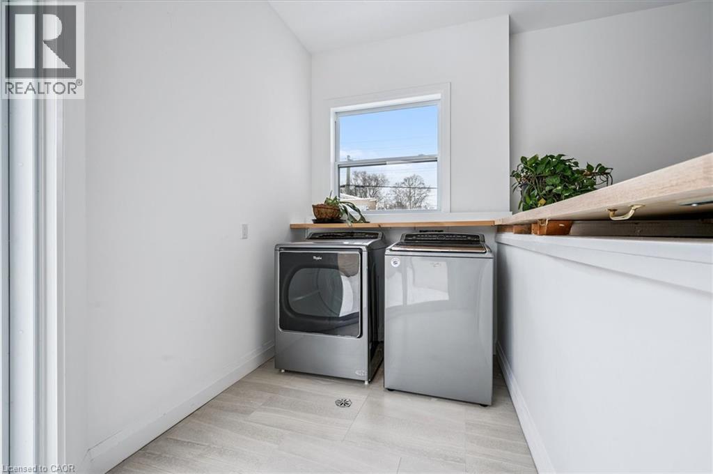 149 WOOLWICH Street - 17