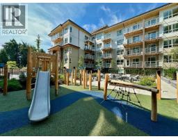 313 723 Grover Avenue, Coquitlam, BC V3J0L9 Photo 10