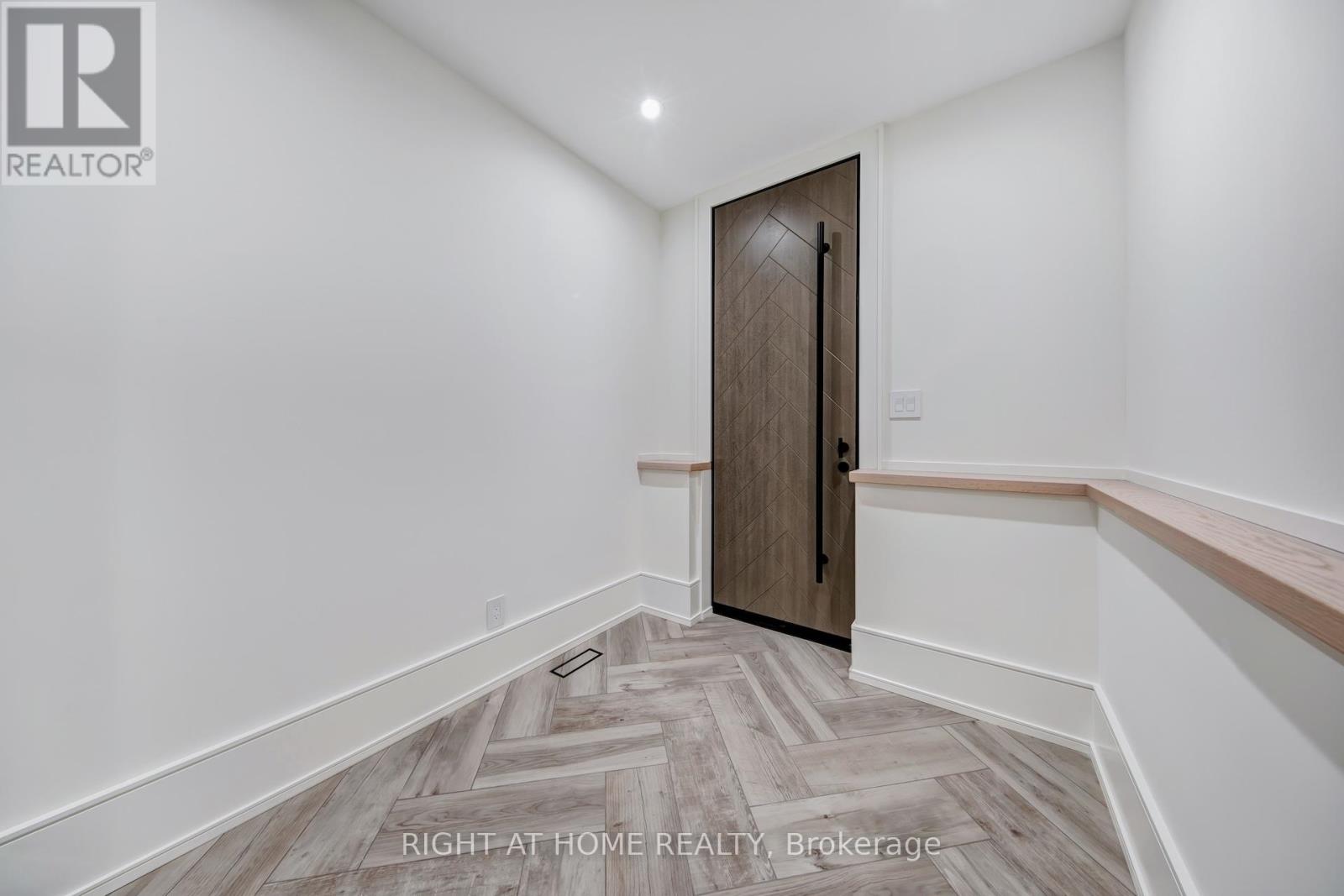 84 MOSLEY STREET - 5