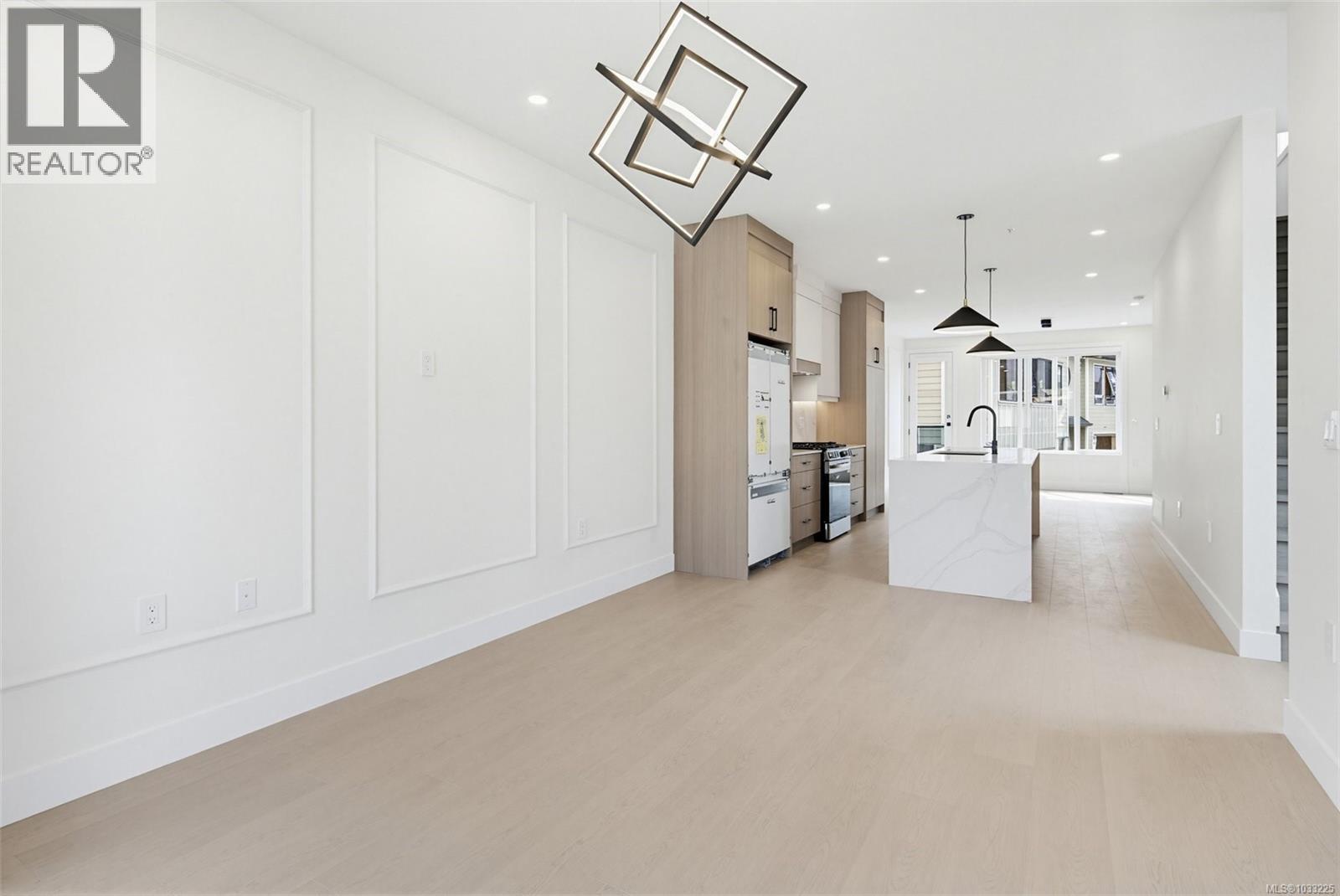  2120 Kingbird Drive, Langford