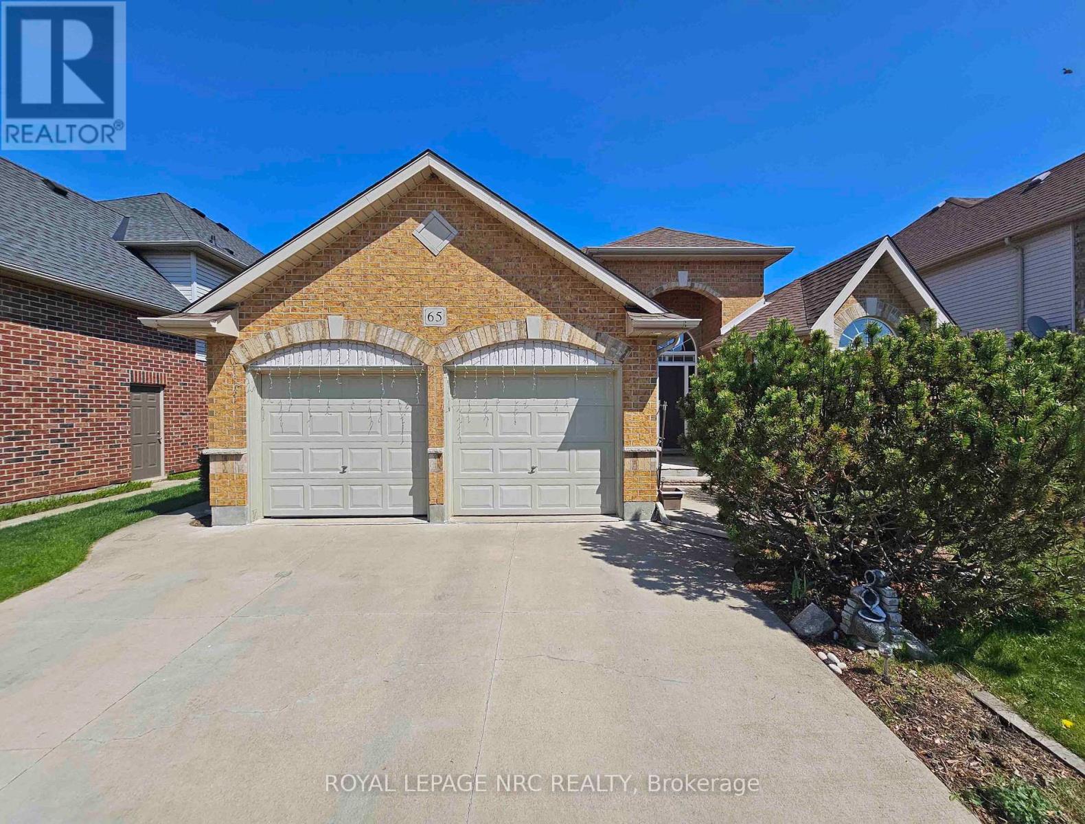 65 MCCAFFERY CRESCENT - photo 2