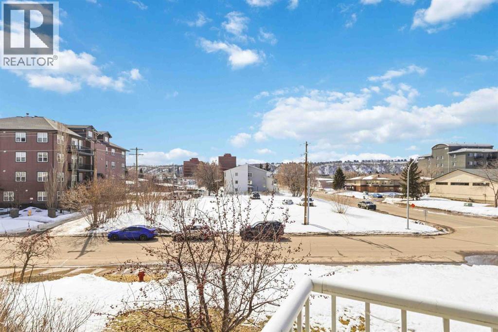 9918 Gordon Avenue, Fort McMurray