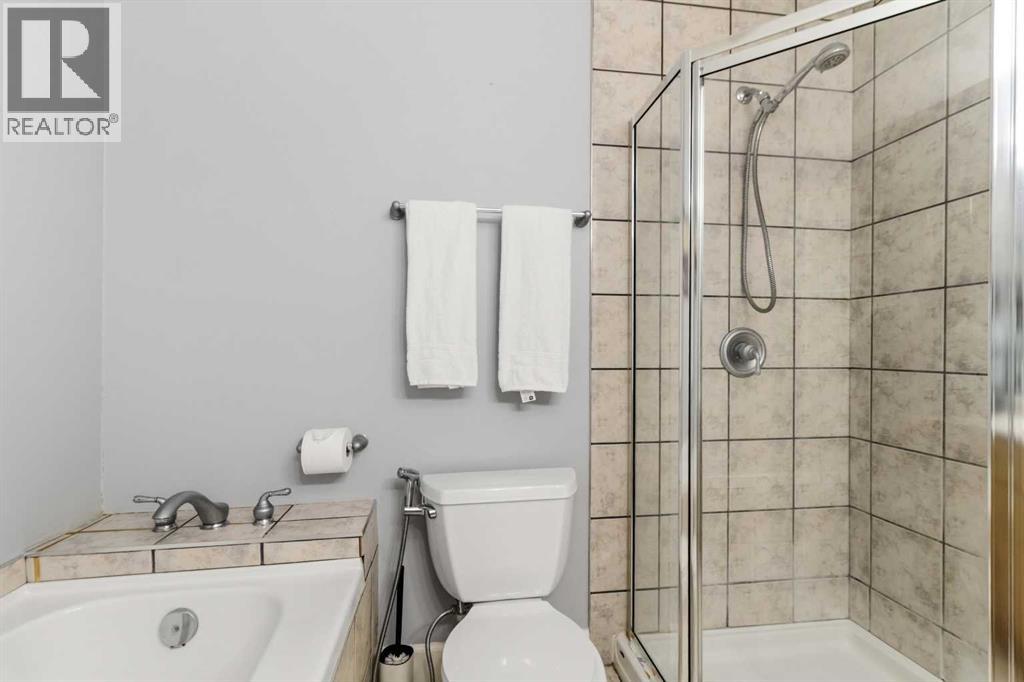 9918 Gordon Avenue, Fort McMurray