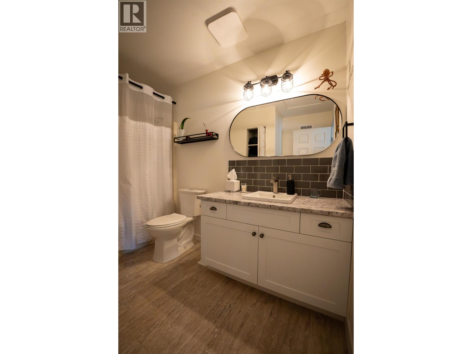 747 CHIMNEY VALLEY ROAD - 33