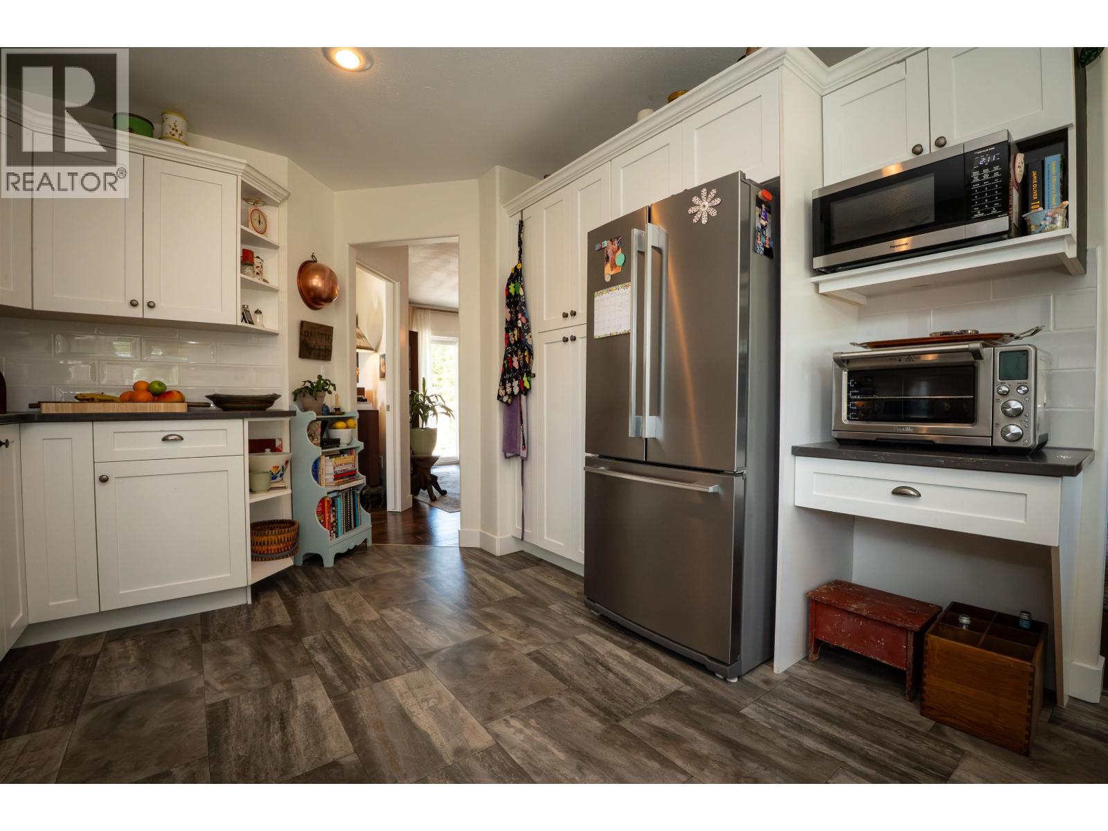 747 CHIMNEY VALLEY ROAD - 24