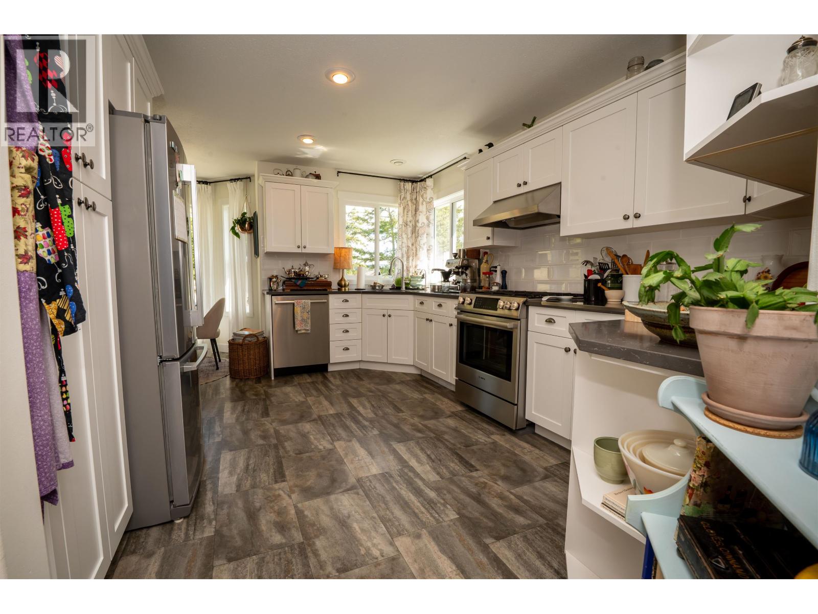 747 CHIMNEY VALLEY ROAD - 26