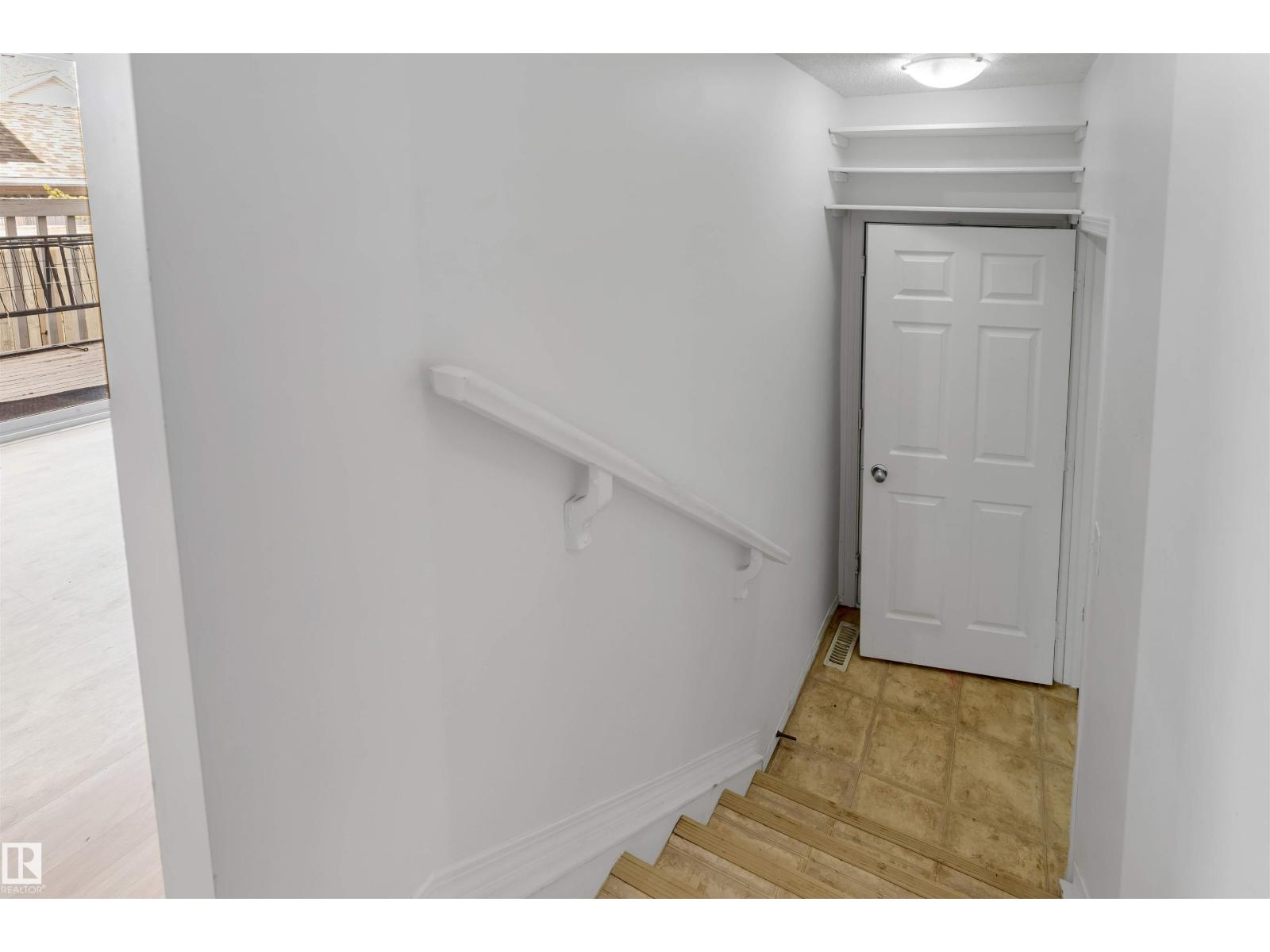 #48 2503 24 ST NW, Edmonton