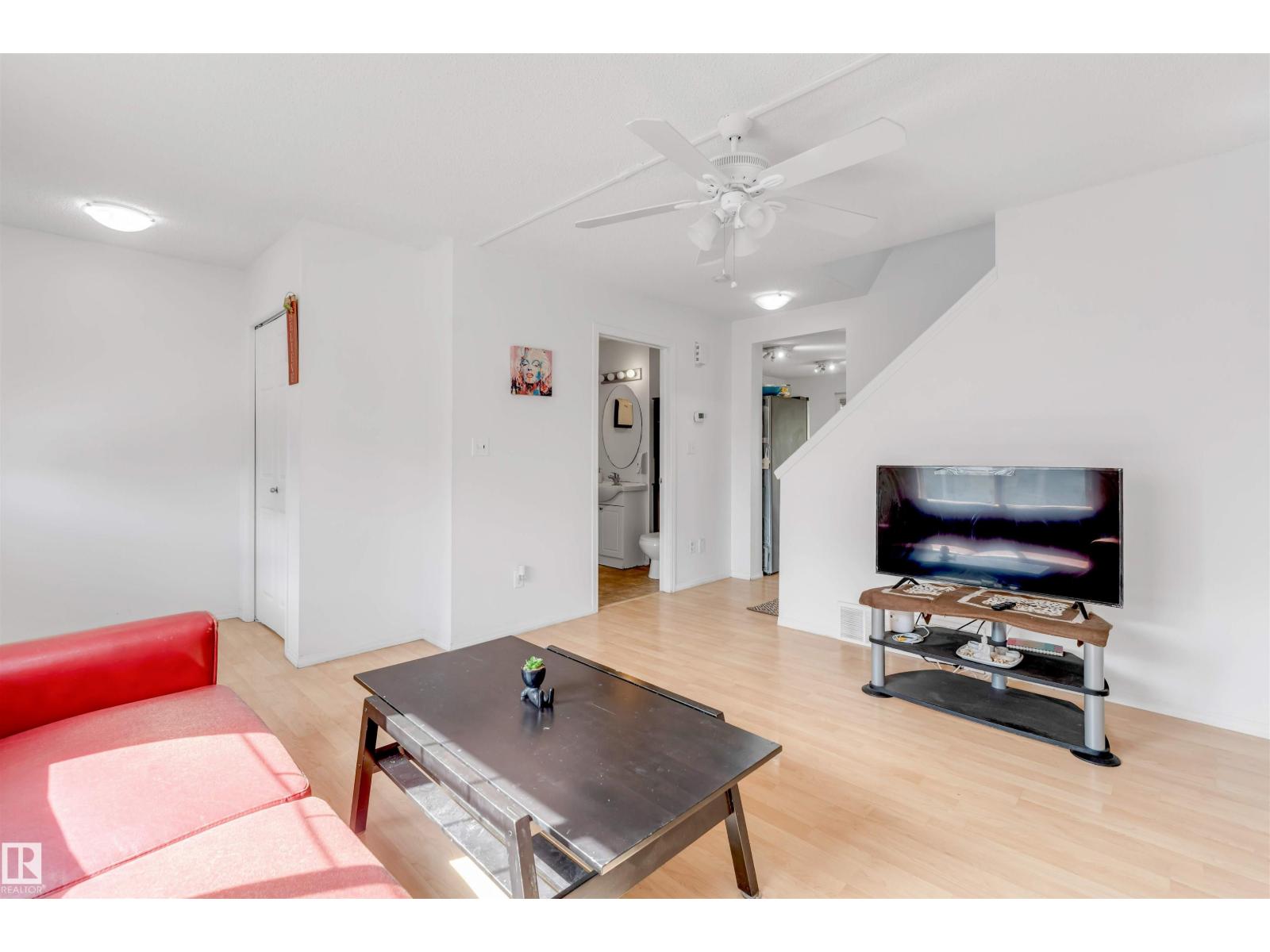 #48 2503 24 ST NW, Edmonton