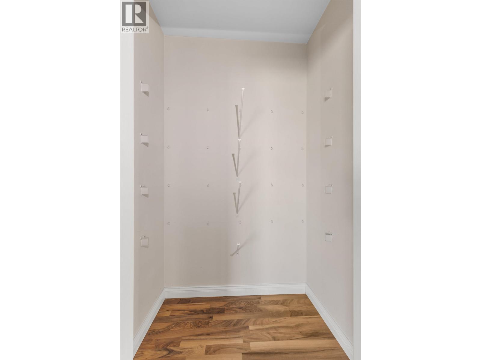 Photo 12 of 25 — 409 2911 FERRY AVENUE · Prince George, BC