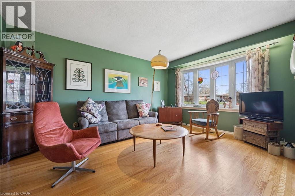 26 PARKHILL Court - 4