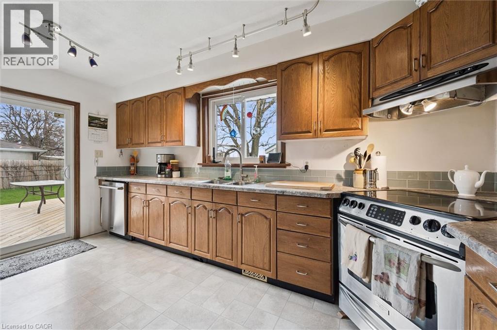 26 PARKHILL Court - 9