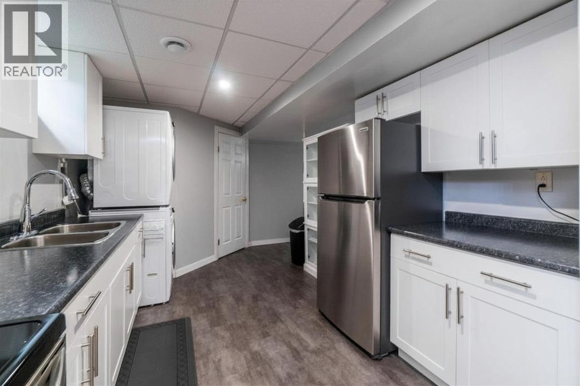 7703 MCMASTER CRESCENT - 22