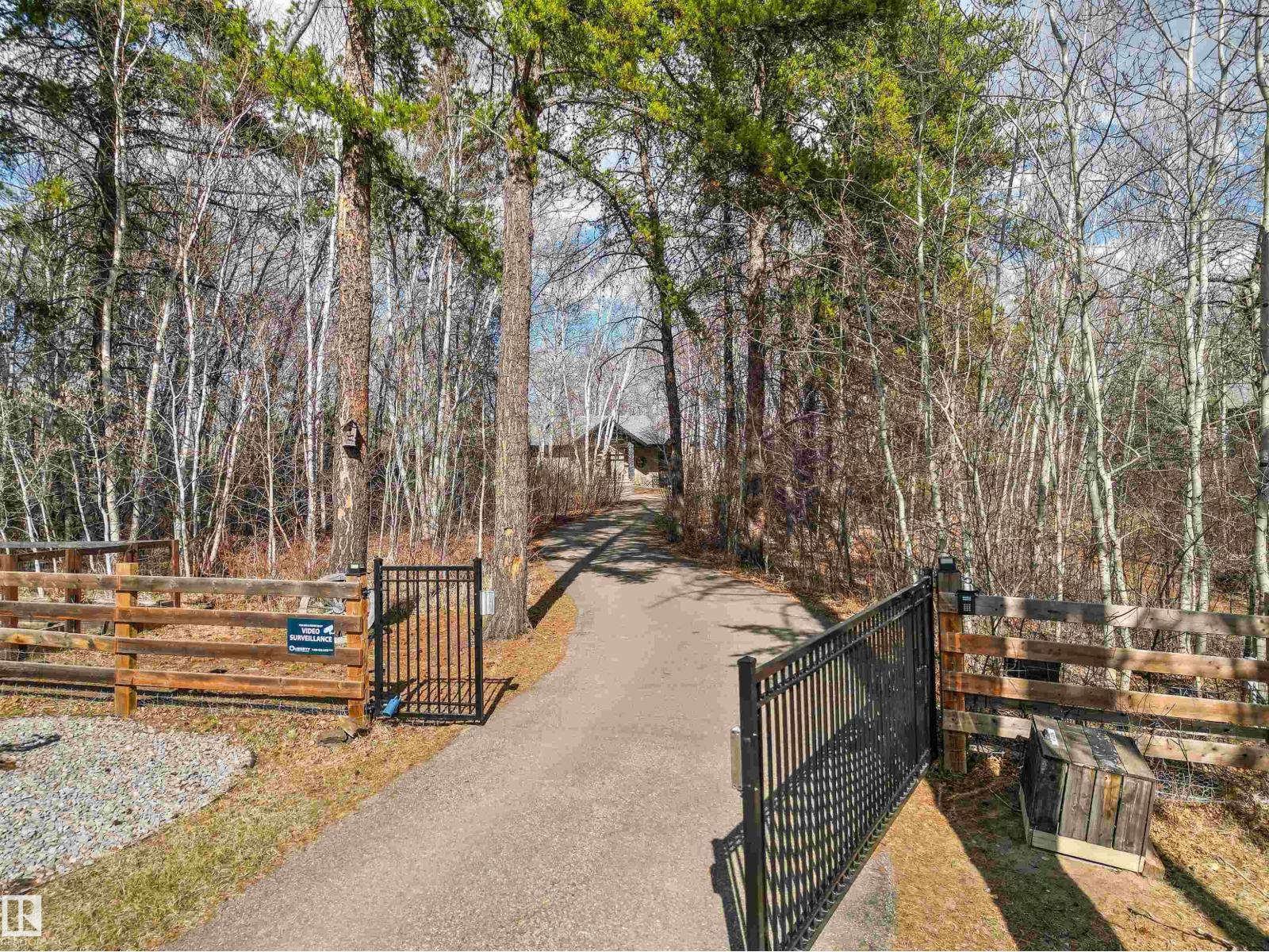 #9 26516 TWP ROAD 514, Rural Parkland County