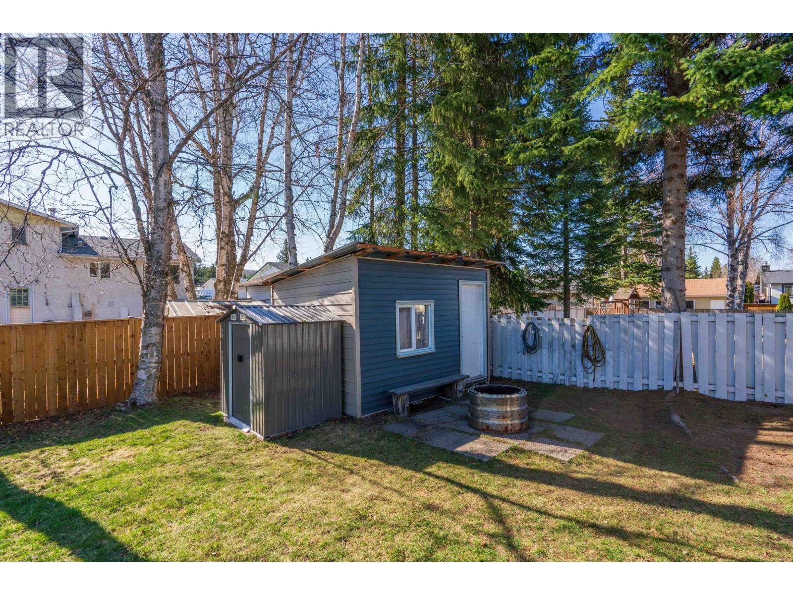 7703 MCMASTER CRESCENT - 28