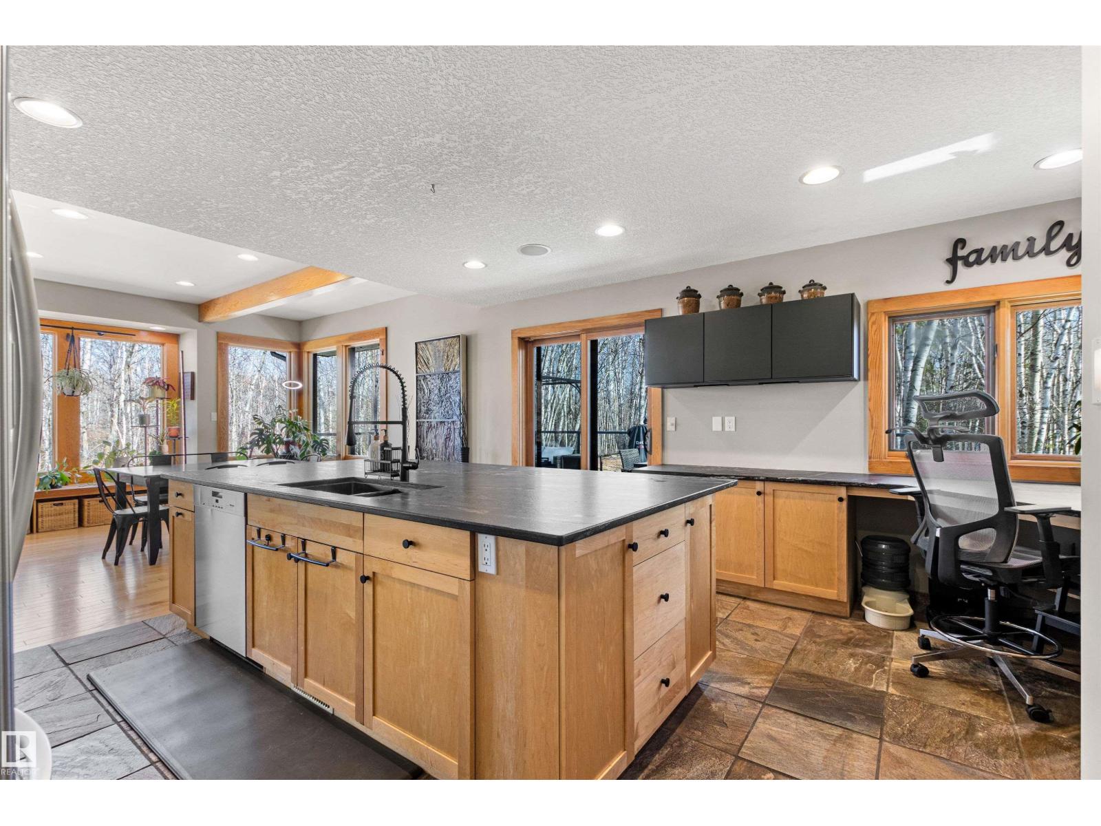 #9 26516 TWP ROAD 514, Rural Parkland County