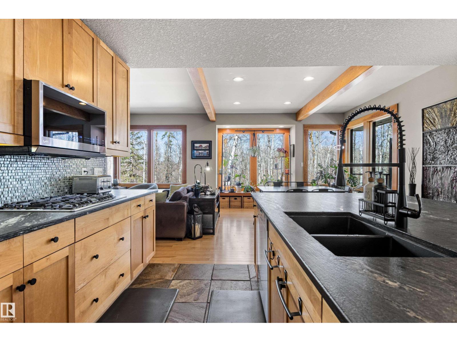 #9 26516 TWP ROAD 514, Rural Parkland County