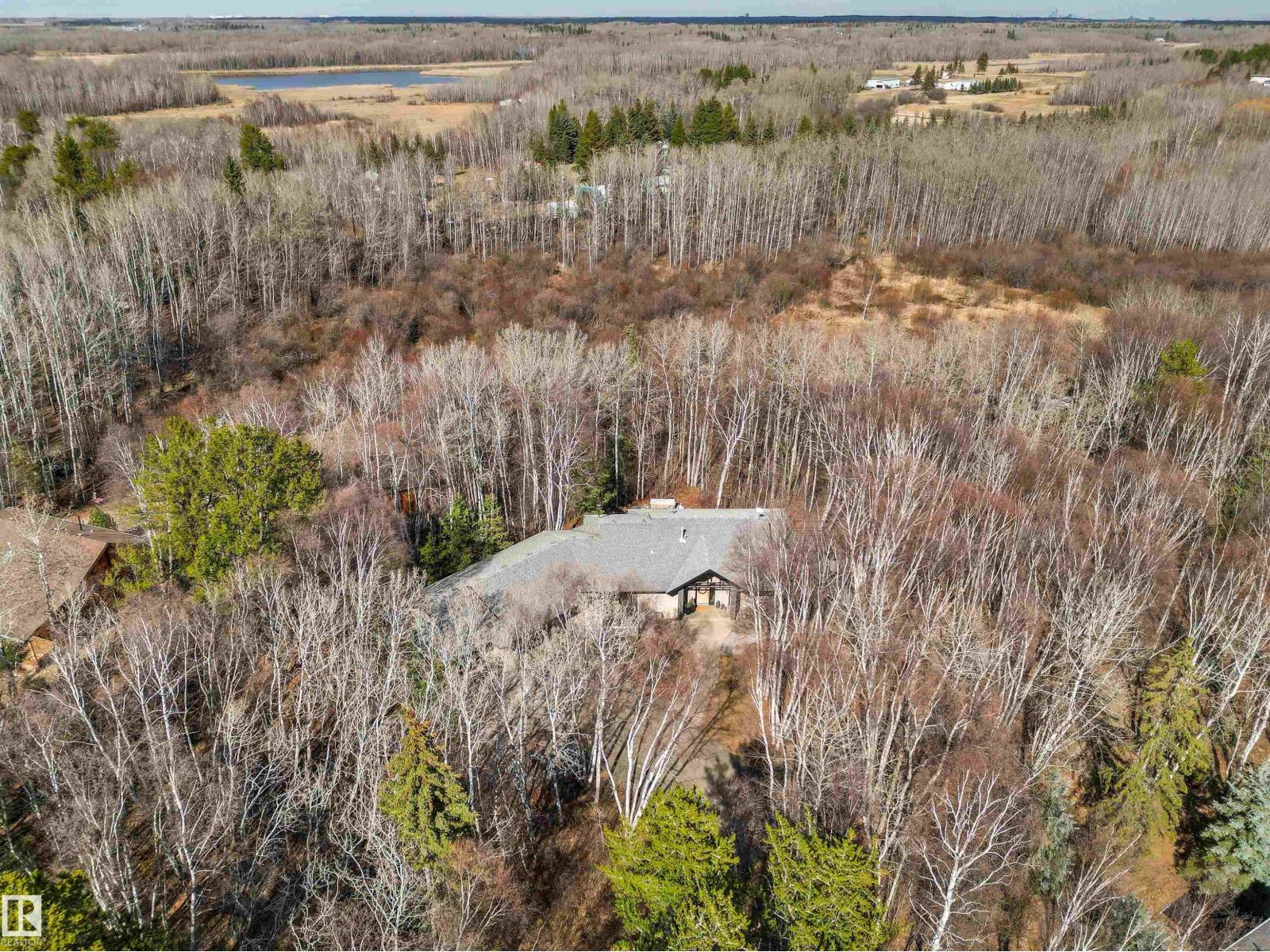 #9 26516 TWP ROAD 514, Rural Parkland County