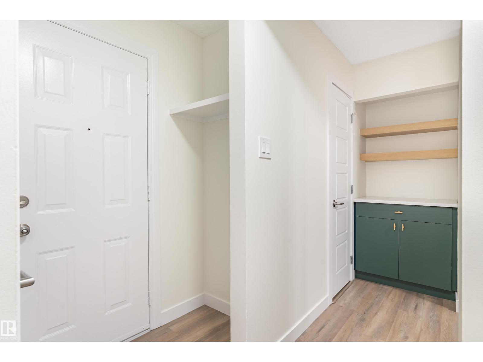 15C CALLINGWOOD CT NW, Edmonton