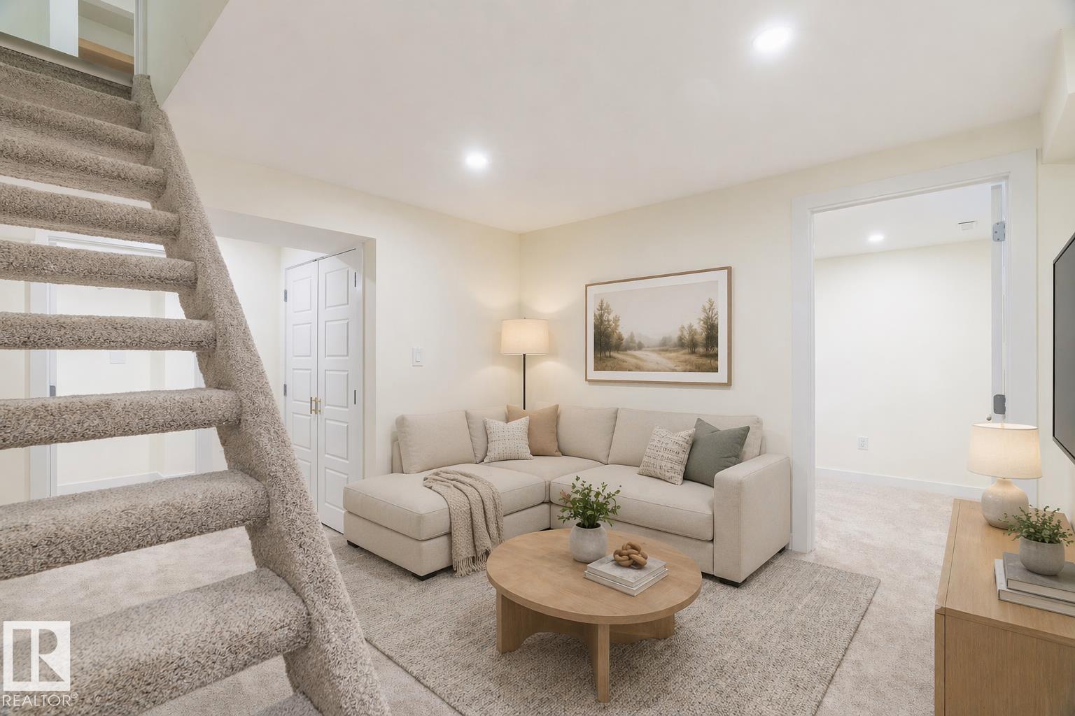 15C CALLINGWOOD CT NW, Edmonton