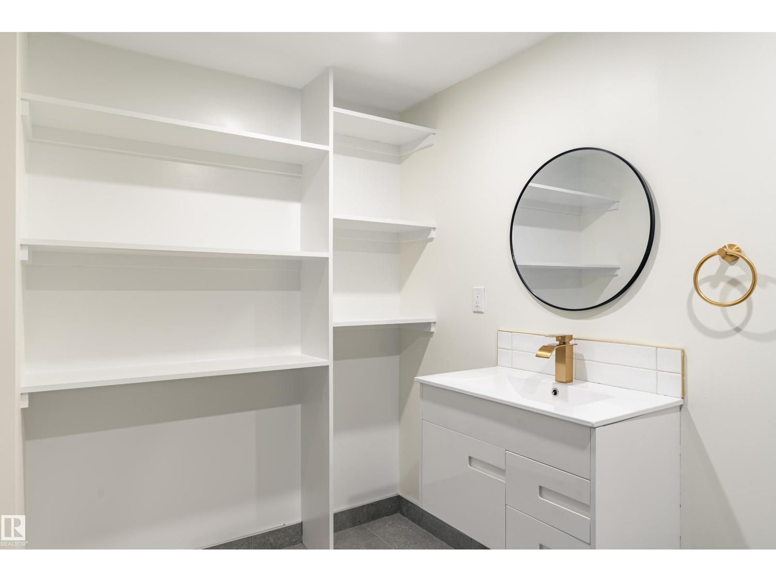 15C CALLINGWOOD CT NW, Edmonton