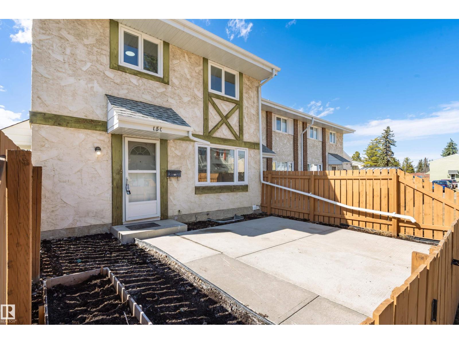 15C CALLINGWOOD CT NW, Edmonton