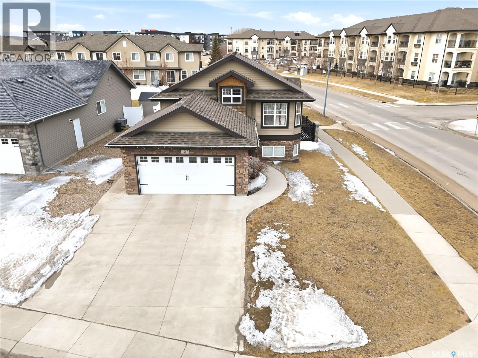 102 Whalley CRESCENT - photo 2