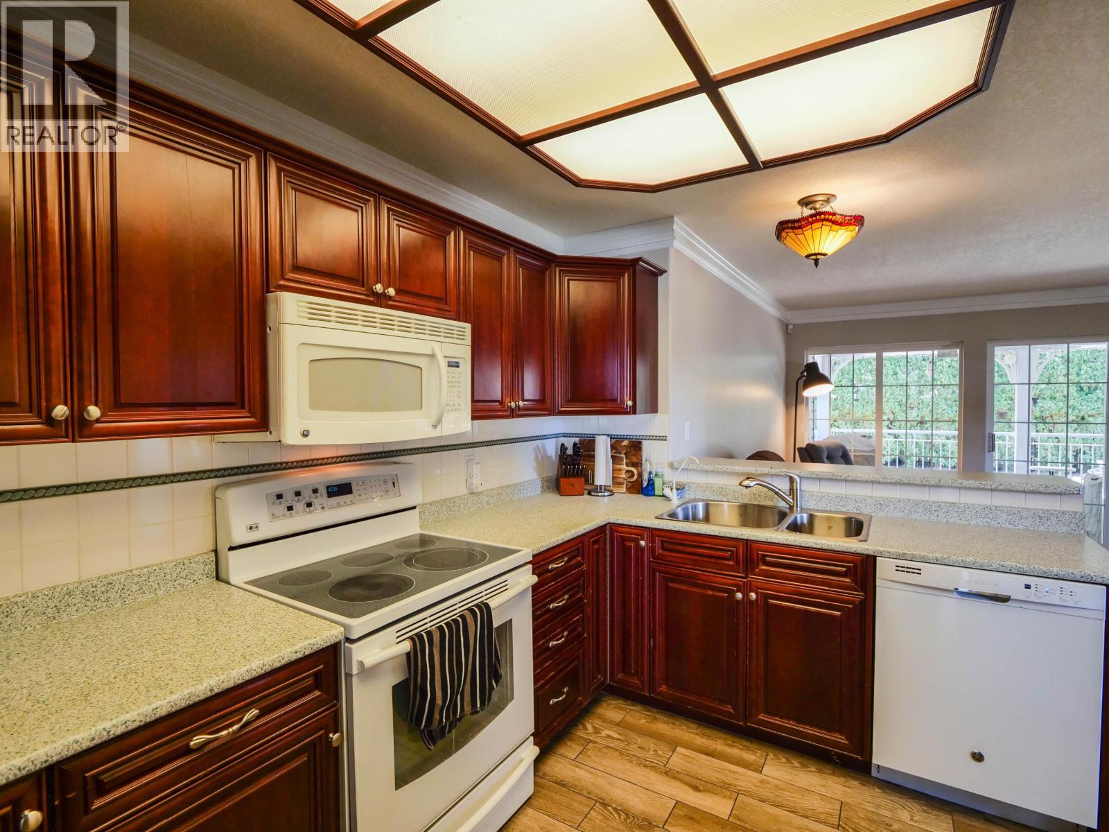 308 WESTLAND ROAD - 11