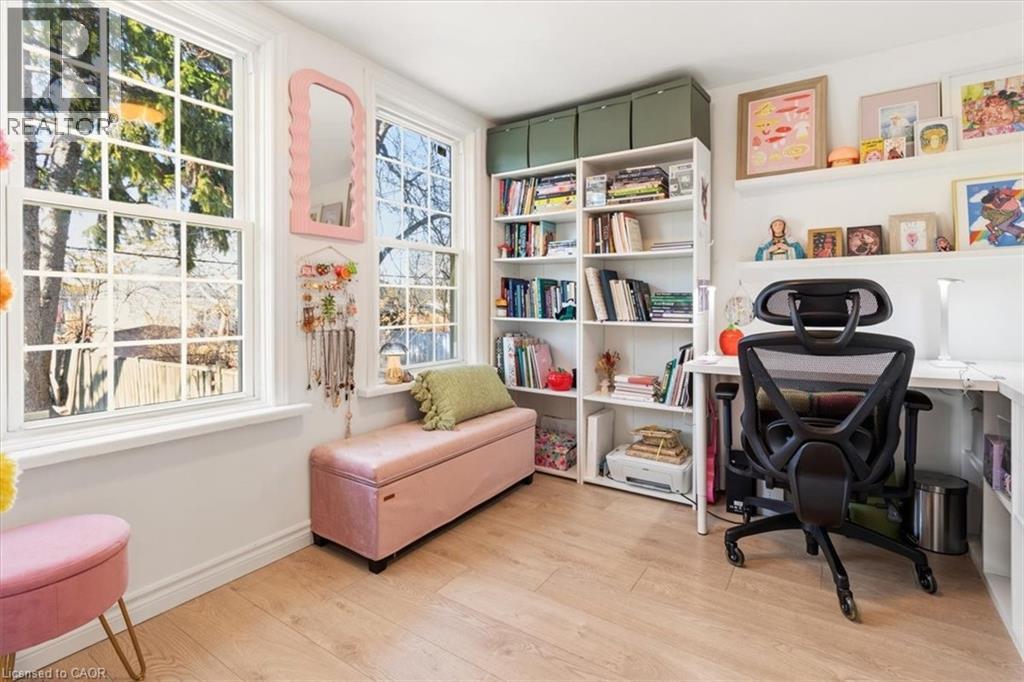 29 WEXFORD Avenue, Hamilton, Ontario L8H4M2 - Photo 5