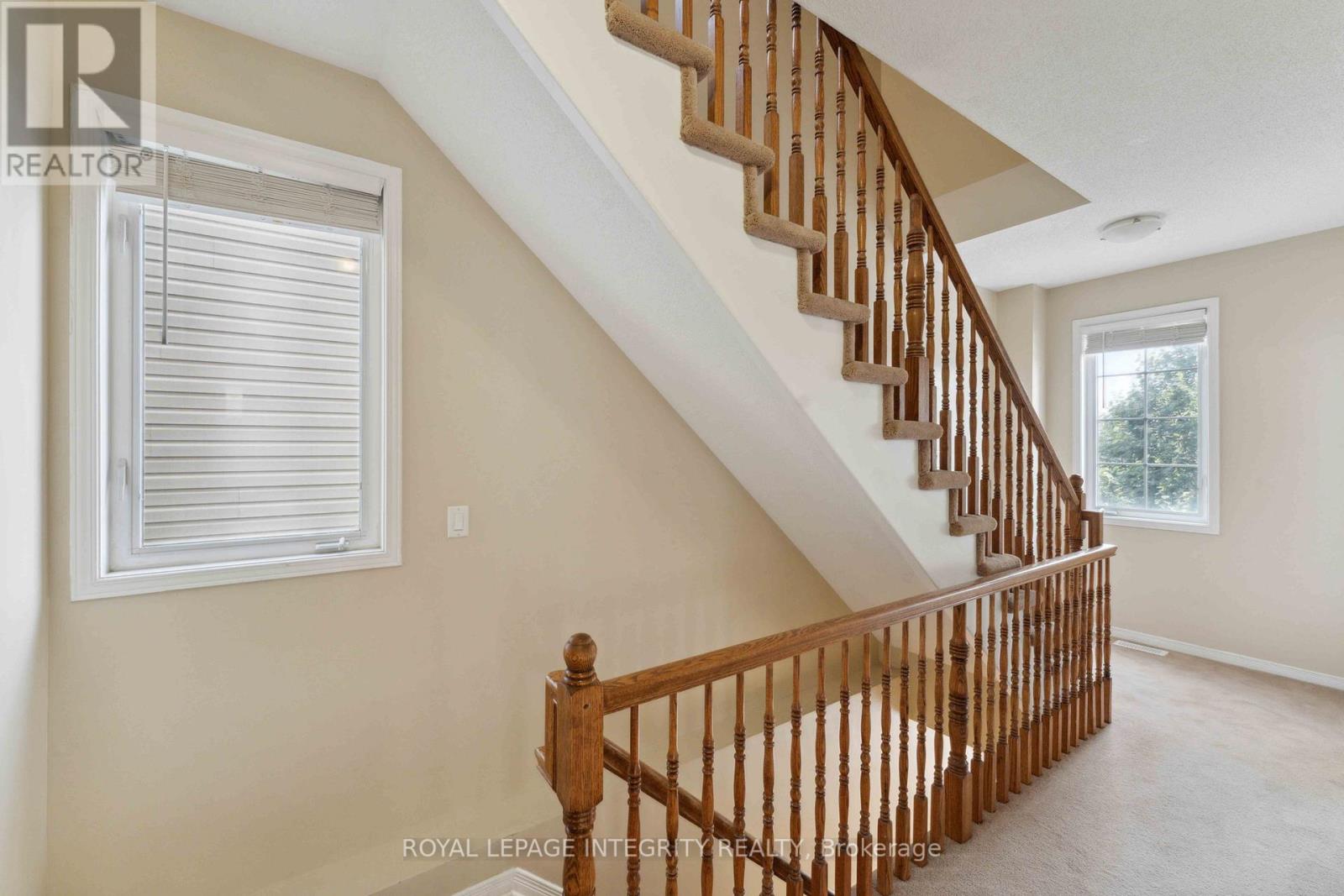 215 HUNTSVILLE DRIVE — photo 18