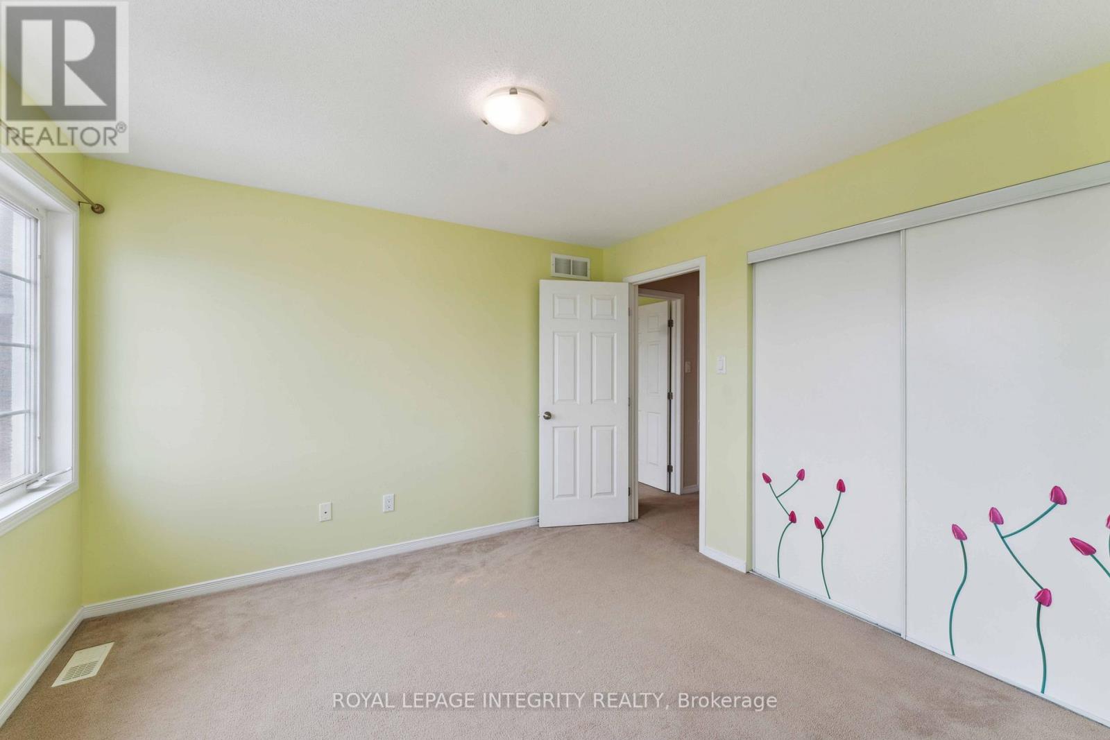 215 HUNTSVILLE DRIVE — photo 30