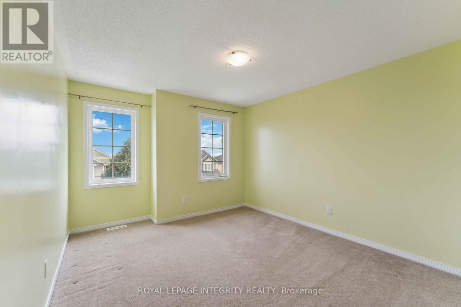 215 HUNTSVILLE DRIVE — photo 31
