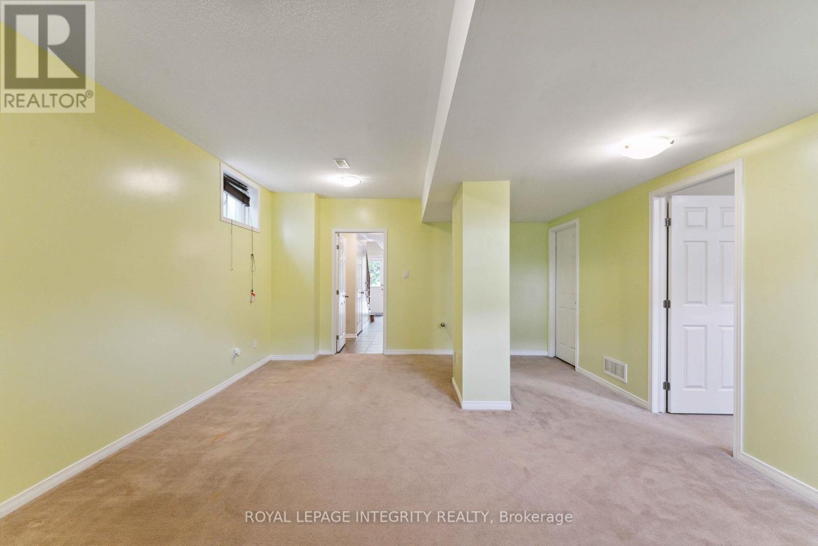 215 HUNTSVILLE DRIVE — photo 42