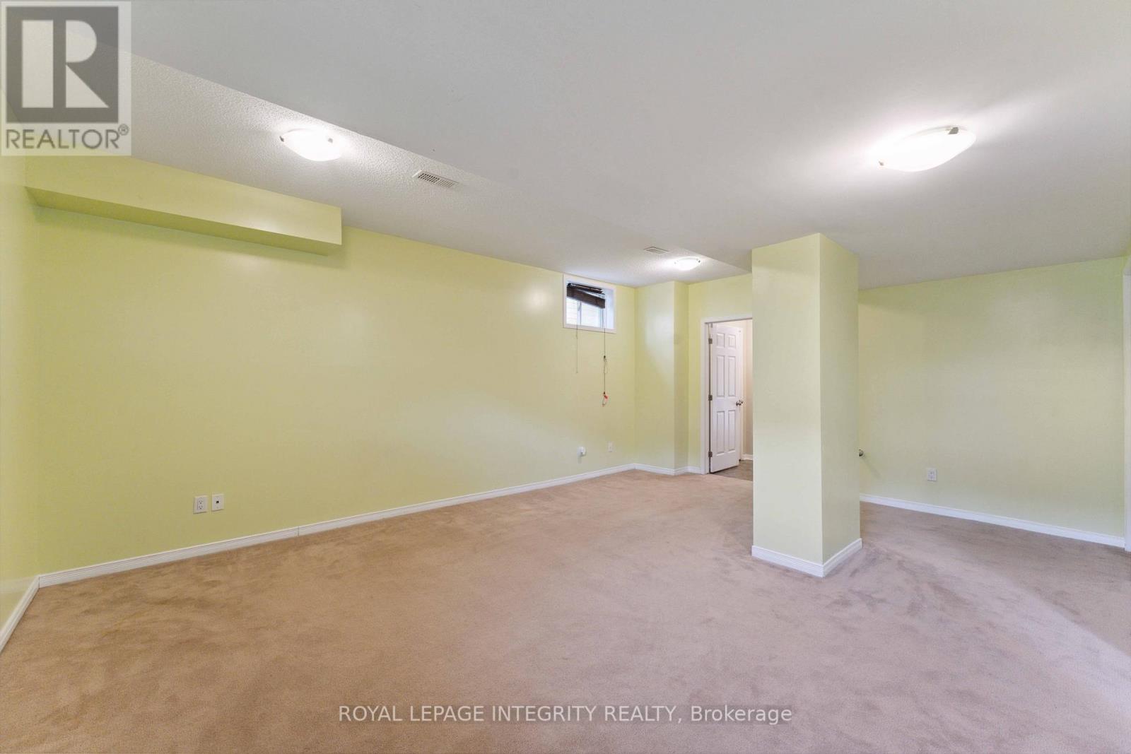 215 HUNTSVILLE DRIVE — photo 43