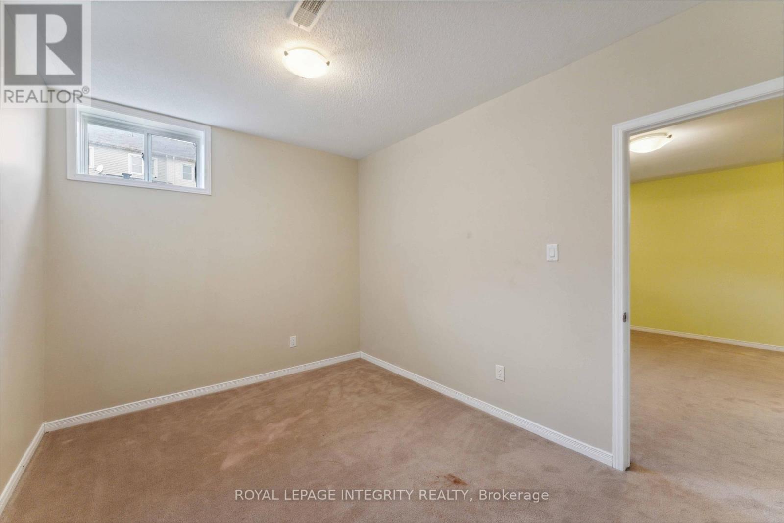 215 HUNTSVILLE DRIVE — photo 45