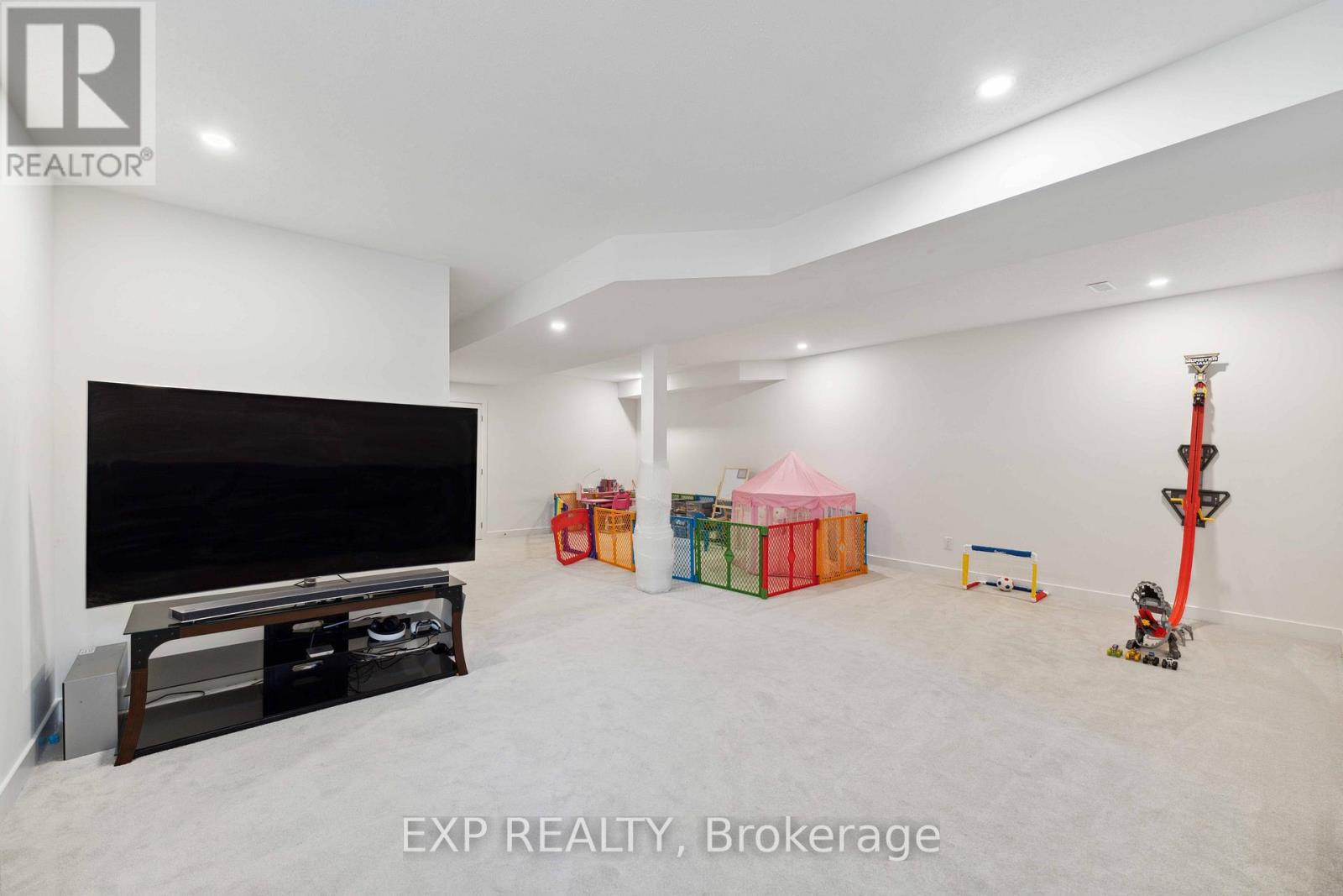 748 OVATION GROVE - 41