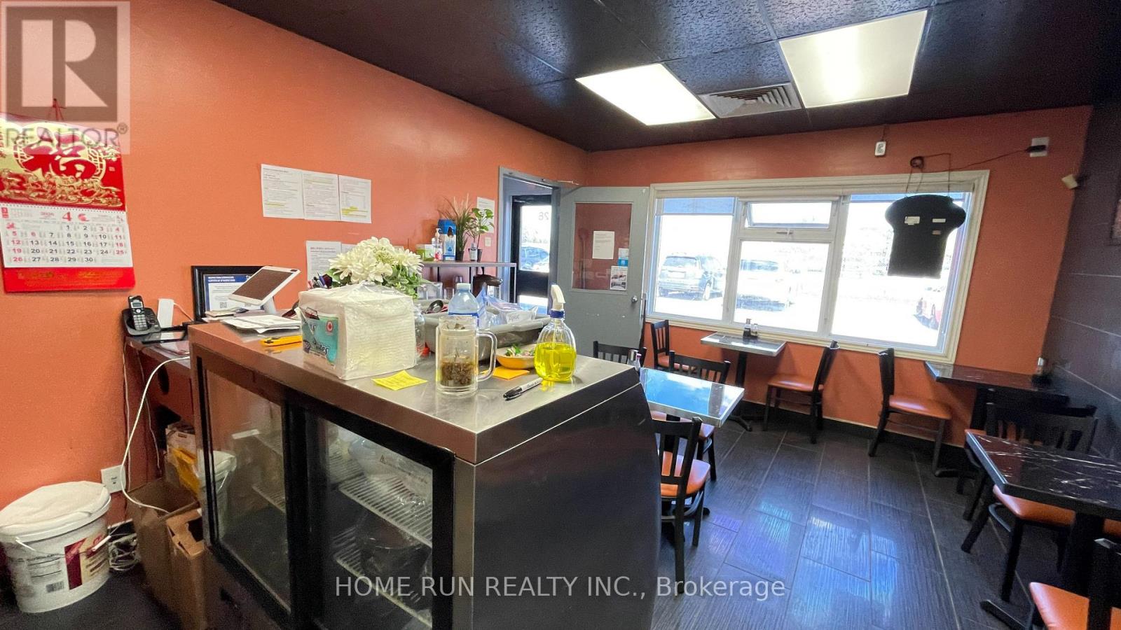 28 - 174 COLONNADE ROAD — photo 9