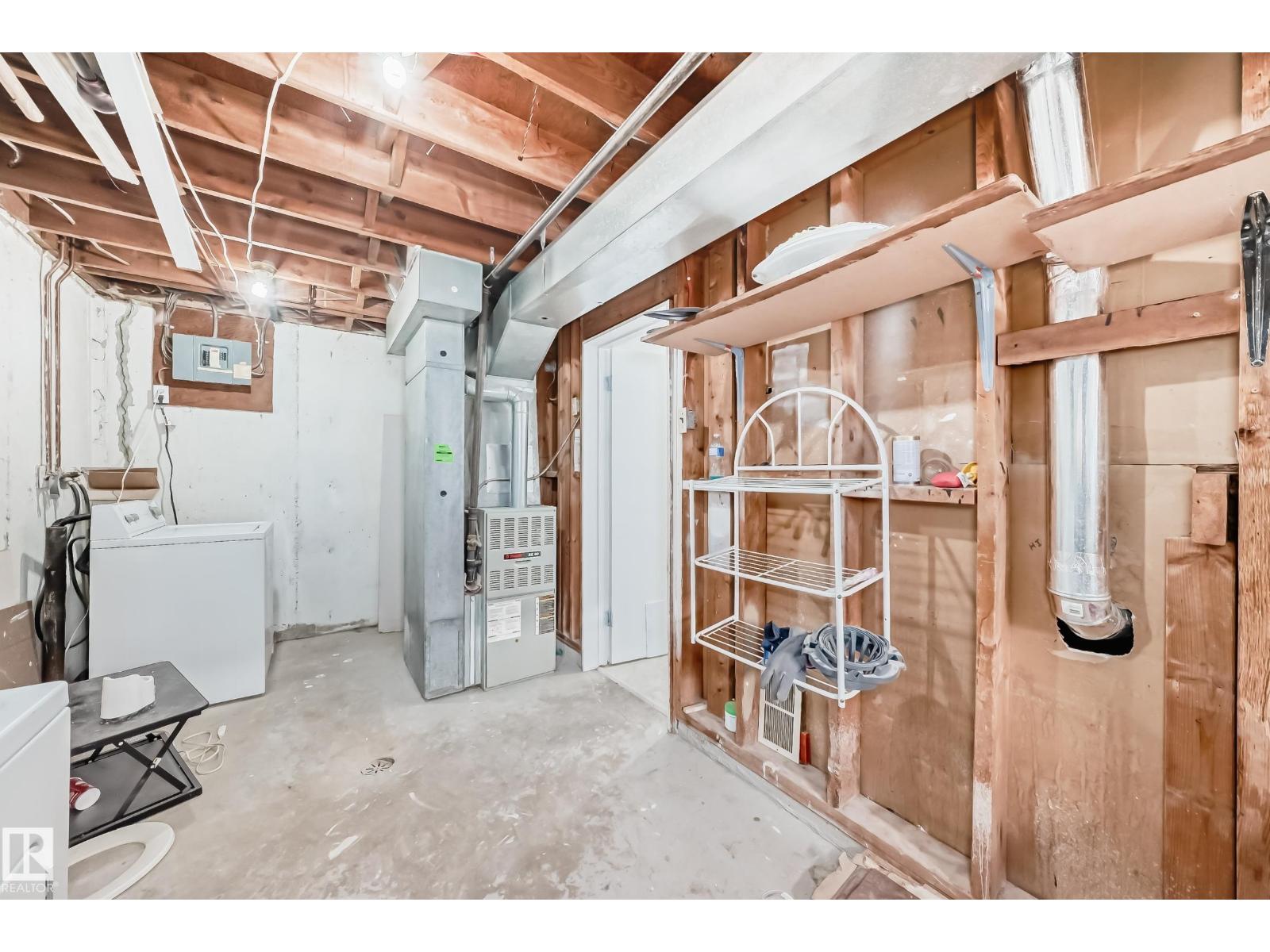 3325 107 AV NW NW, Edmonton