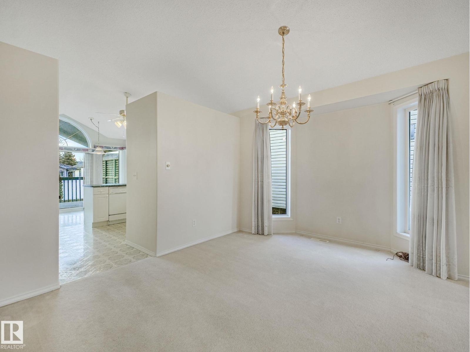 #23 9731 174 ST NW, Edmonton